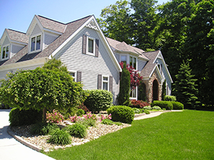 Landscapers and Lawncare Services in Frazeysburg, OH